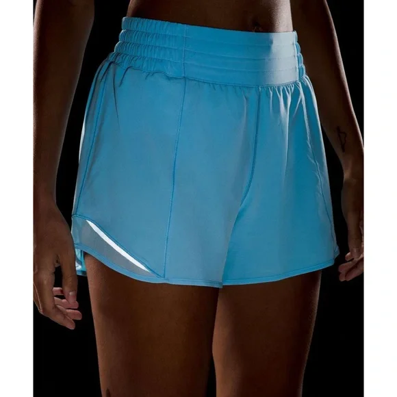 Lululemon Hotty Hot Low-Rise Lined Short 2.5" in Blue Chill Women’s size 10 - Picture 6 of 11